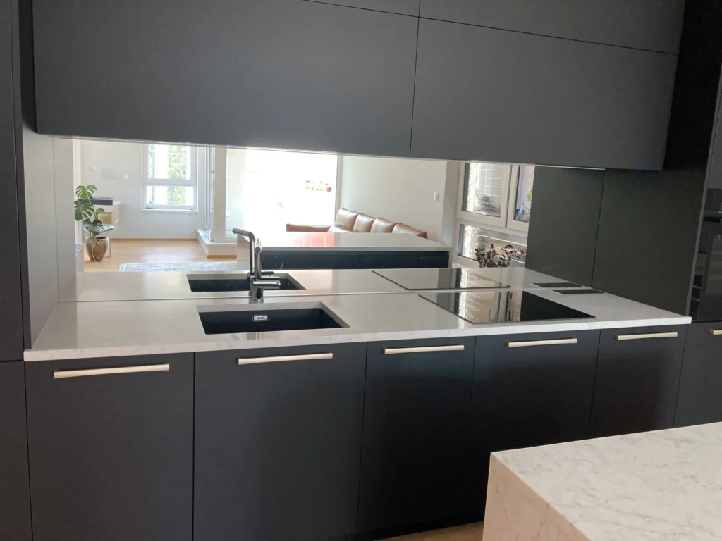 Kuchynská pracovná doska z technického kameňa - Technistone Mystery White