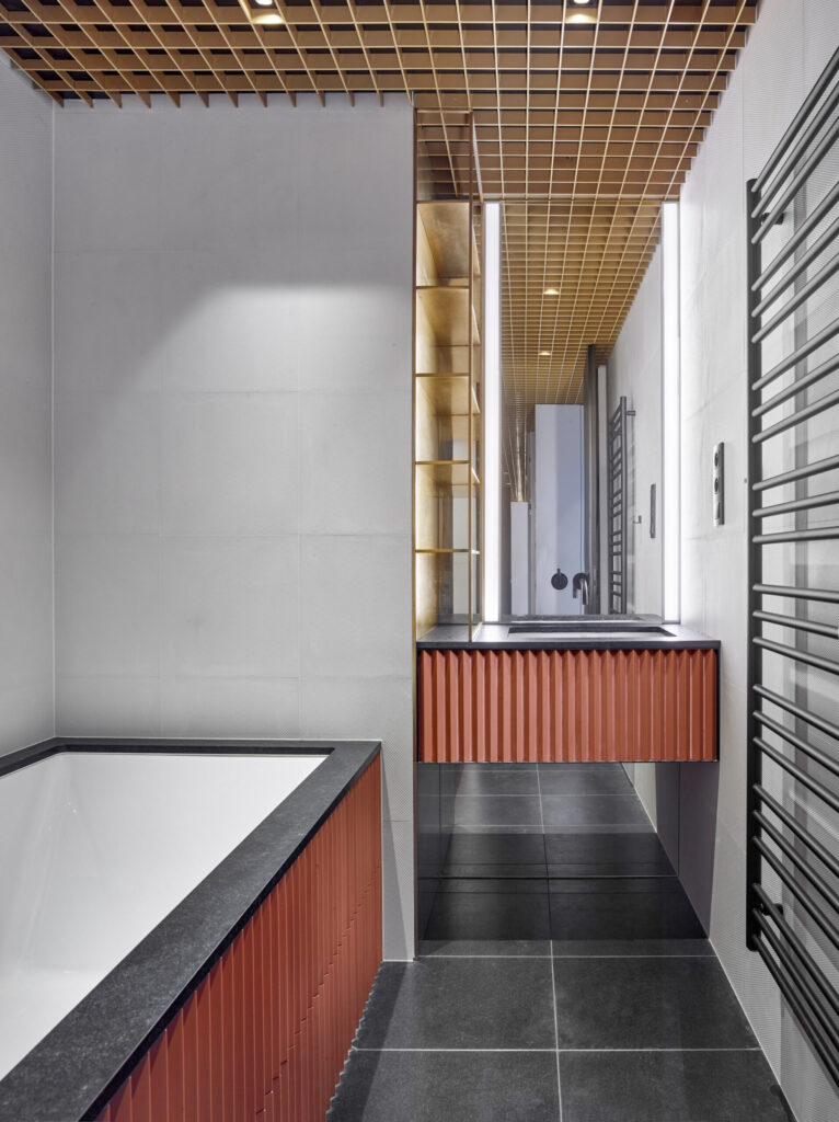 Kúpeľňa s s použitým kameňom Nero Assoluto