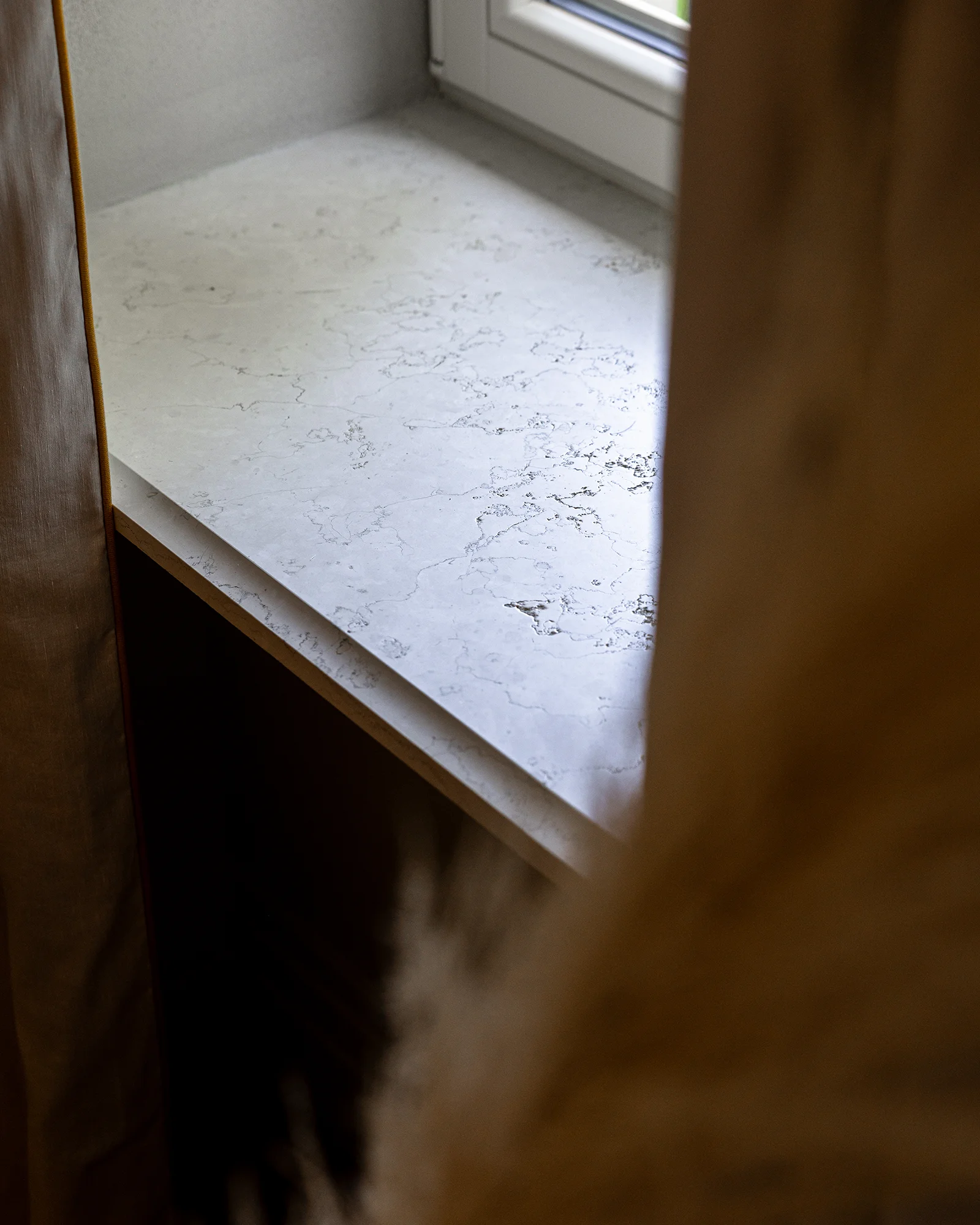 Parapetná doska z mramoru